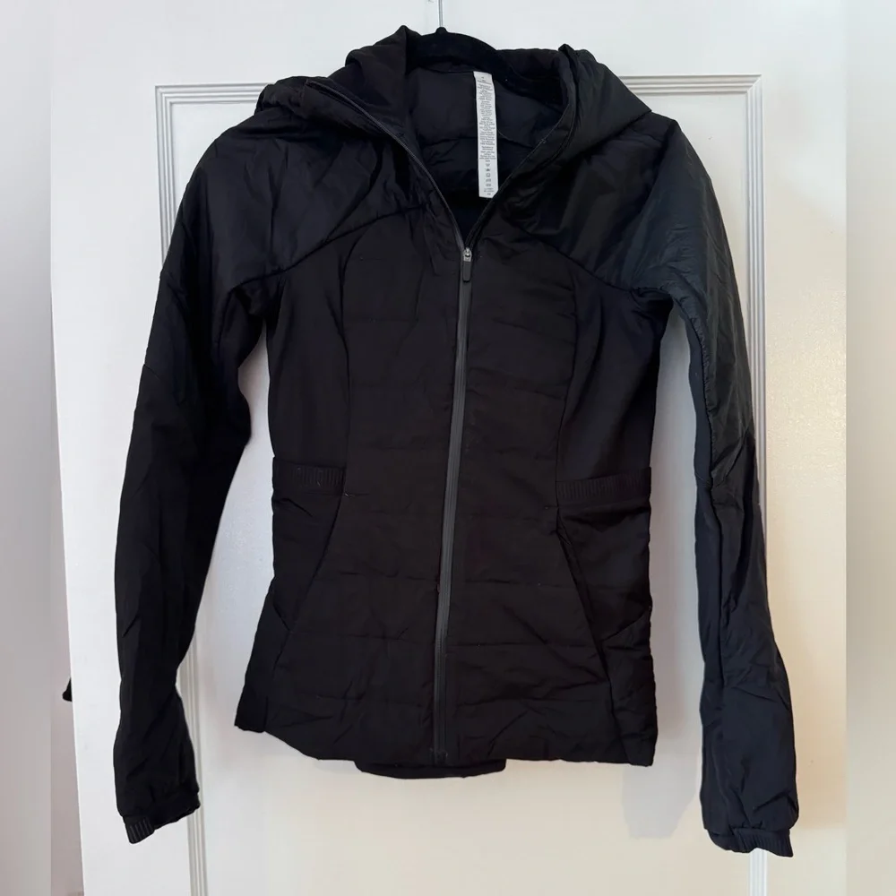 Lululemon Athletica Women's Black Jacket - Picture 1 of 5